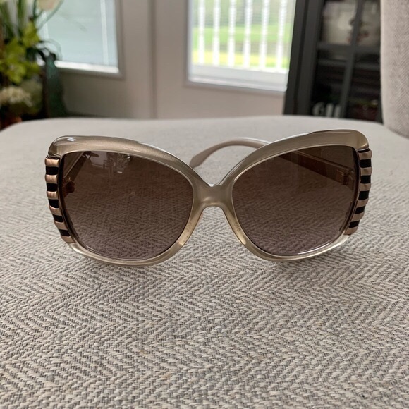 Like New Roberto Cavalli Square Sunglasses - Picture 5 of 6